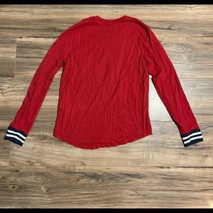 i’m selling a Hollister long sleeve that’s red and says California down the arm.